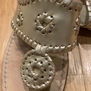 Used Sz 9 Platinum Jack Rogers Hamptons Sandals